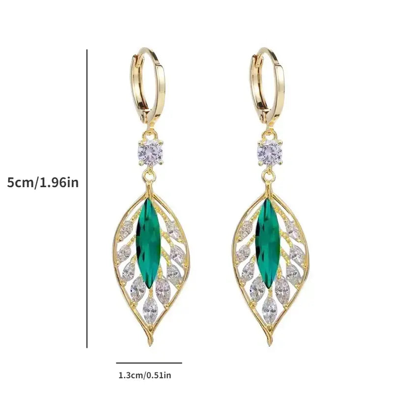 ✨ Elegant Leaf Earrings - Add a Sparkle to Every Occasion!